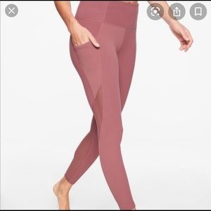 Athleta salutation stash pocket leggings